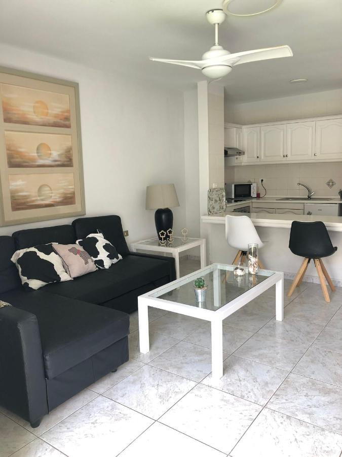 Apartamento De 1 Dormitorio En Victoria Court 2 Los Cristianos. Los Cristianos  Zewnętrze zdjęcie
